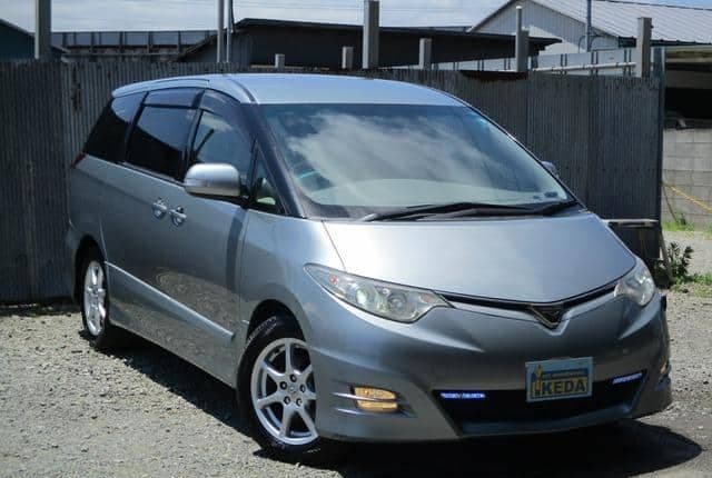 2007 Toyota Estima JDM car for sale — photo 2 of 25
