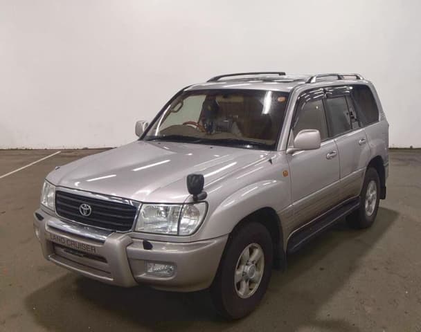 1999 Toyota Land Cruiser JDM car for sale — photo 2 of 6