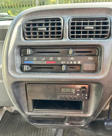 1999 Suzuki Carry JDM car for sale — photo 11 of 18