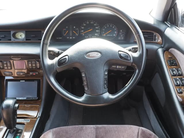 1990 Mitsubishi Diamante JDM car for sale — photo 10 of 10