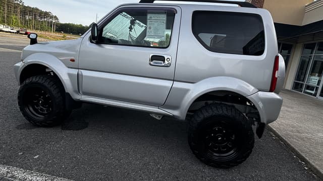 1999 Suzuki Jimny JDM car for sale — photo 2 of 6