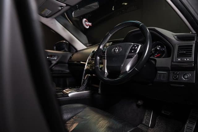 2009 Toyota Mark X JDM car for sale — photo 17 of 20
