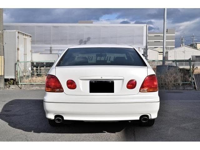 2001 Toyota Aristo JDM car for sale — photo 2 of 8