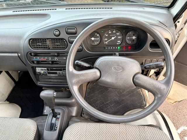 1997 Daihatsu Hijet JDM car for sale — photo 18 of 25