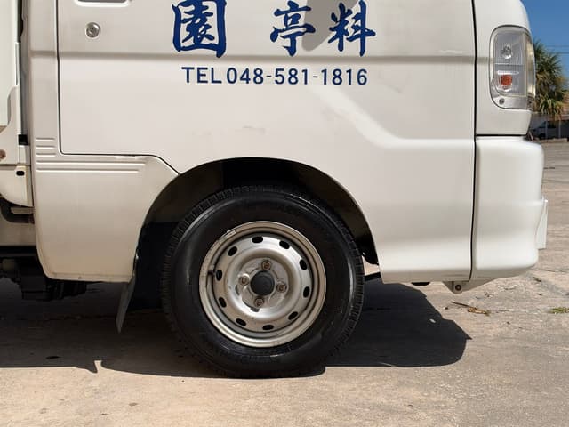 2001 Daihatsu Hijet JDM car for sale — photo 10 of 20