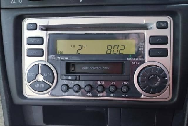 2002 Toyota Altezza JDM car for sale — photo 21 of 25