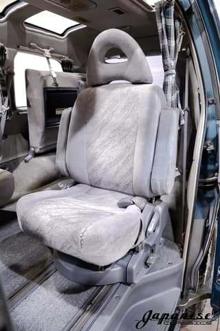 1994 Mitsubishi Delica JDM car for sale — photo 16 of 25