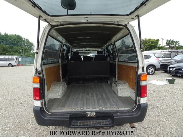 2003 Toyota HiAce JDM car for sale — photo 20 of 25
