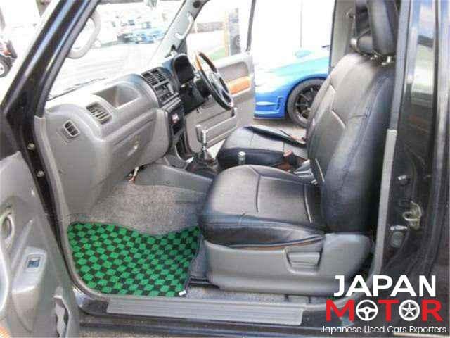 1999 Suzuki Jimny JDM car for sale — photo 11 of 18