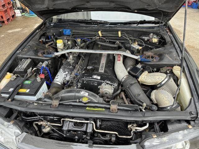 1992 Nissan Skyline JDM car for sale — photo 18 of 20