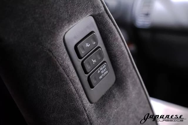 1996 Nissan Cima JDM car for sale — photo 16 of 25