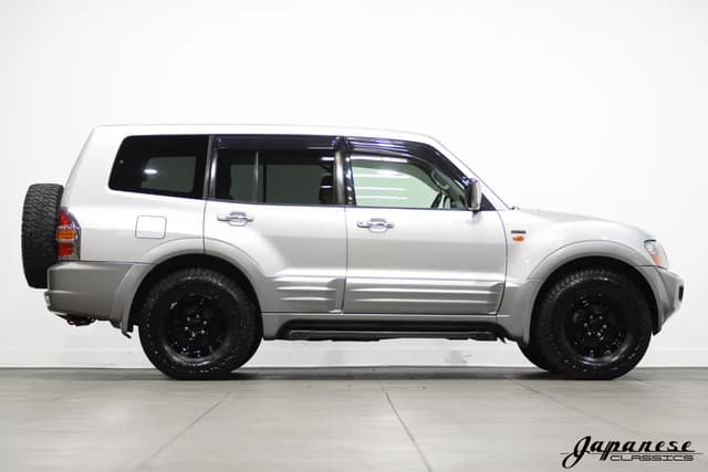 1999 Mitsubishi Pajero JDM car for sale — photo 5 of 25
