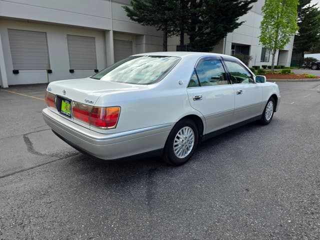 1999 Toyota Crown JDM car for sale — photo 7 of 14