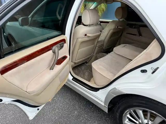 1999 Toyota Crown JDM car for sale — photo 19 of 21