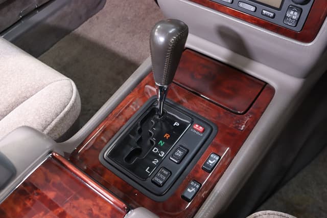 1997 Toyota Century JDM car for sale — photo 14 of 25