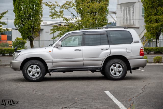 2001 Toyota Land Cruiser JDM car for sale — photo 9 of 25