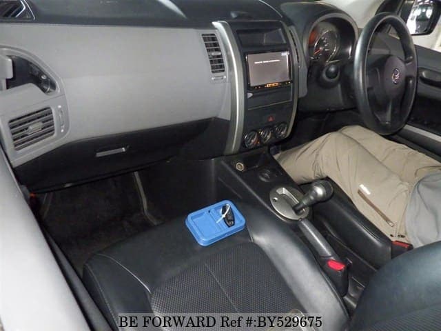2009 Nissan X Trail JDM car for sale — photo 3 of 6