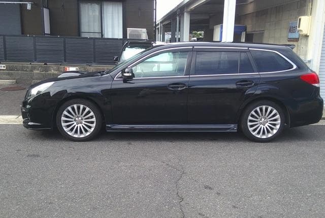 2009 Subaru Legacy JDM car for sale — photo 2 of 25