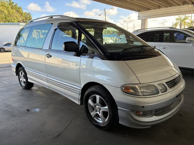 1999 Toyota Estima JDM car for sale — photo 8 of 17