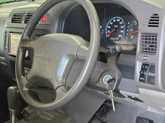 1998 Nissan Safari JDM car for sale — photo 7 of 25