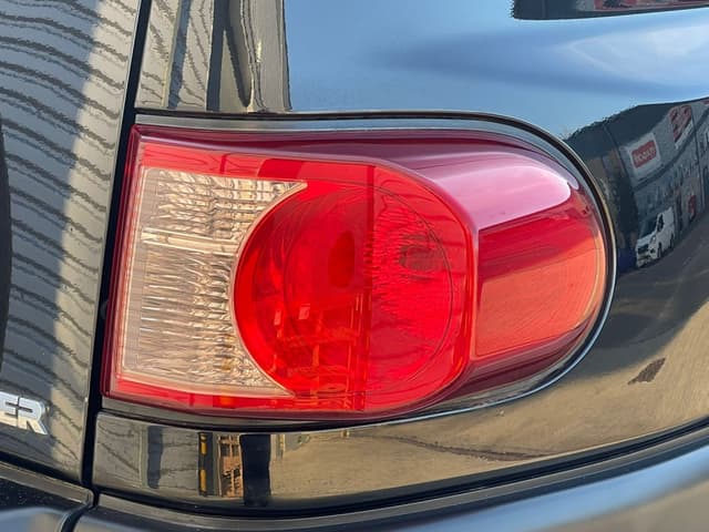 2012 Toyota Fj Cruiser JDM car for sale — photo 13 of 25