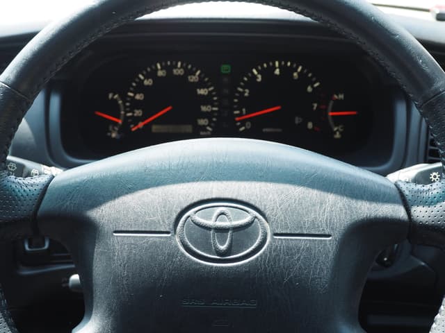 2001 Toyota Mark II JDM car for sale — photo 17 of 22