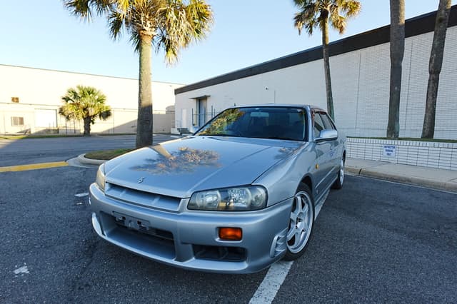 1998 Nissan Skyline JDM car for sale — photo 3 of 17