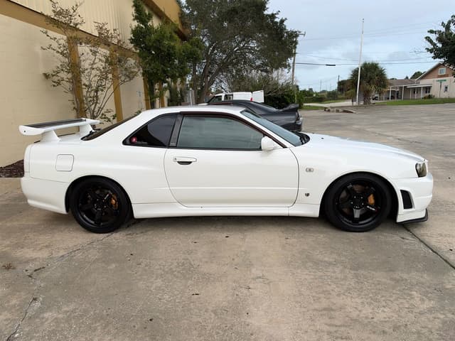 1999 Nissan Skyline JDM car for sale — photo 12 of 19