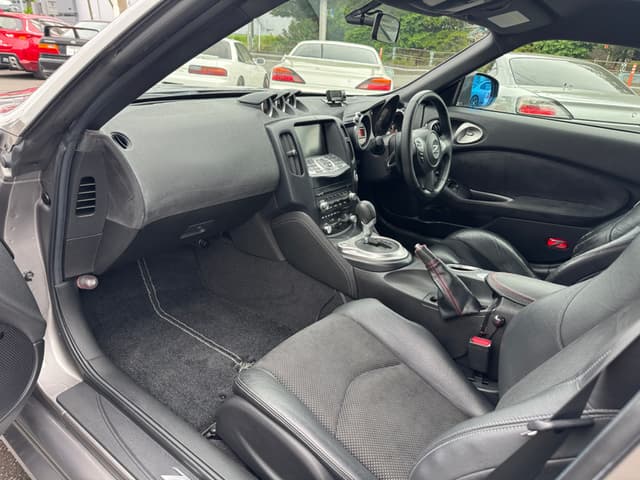 2009 Nissan Fairlady Z JDM car for sale — photo 24 of 25