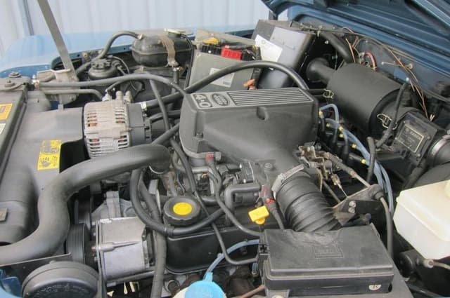 1997 Land Rover Defender JDM car for sale — photo 15 of 25