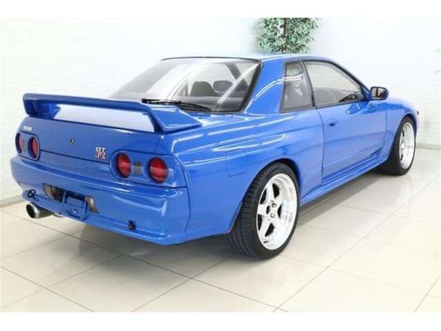 1989 Nissan Skyline JDM car for sale — photo 8 of 25