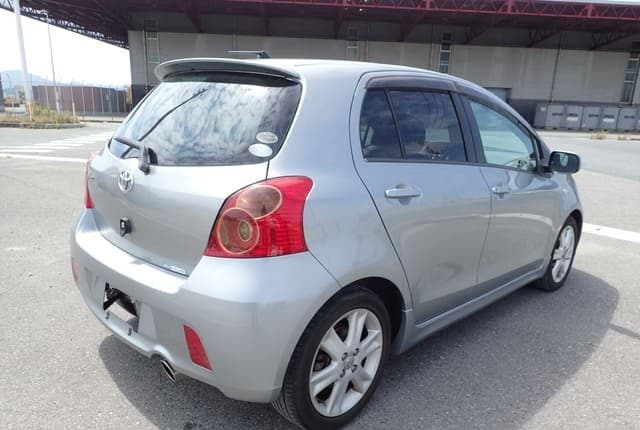 2006 Toyota Vitz JDM car for sale — photo 5 of 25