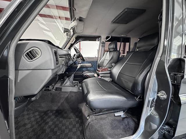 1995 Toyota Land Cruiser Prado JDM car for sale — photo 22 of 25