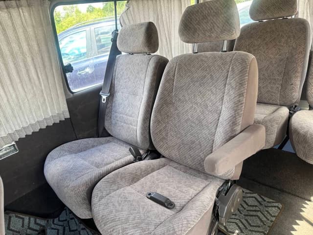 1996 Toyota HiAce JDM car for sale — photo 8 of 11