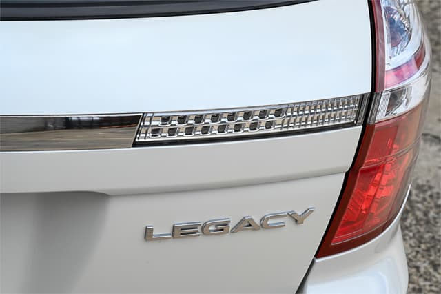 2006 Subaru Legacy JDM car for sale — photo 8 of 21