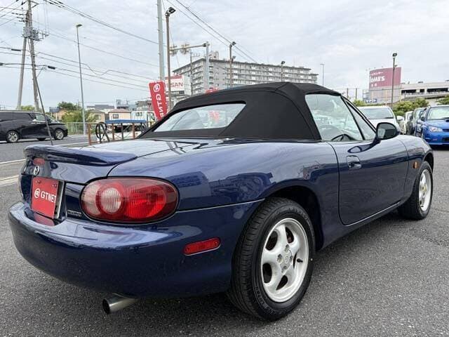 2001 Mazda Roadster (Eunos Roadster / MX-5) JDM car for sale — photo 2 of 12