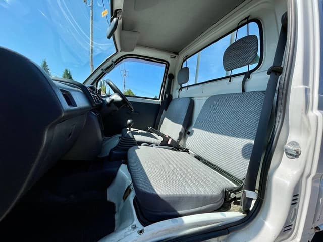1999 Daihatsu Hijet JDM car for sale — photo 24 of 25