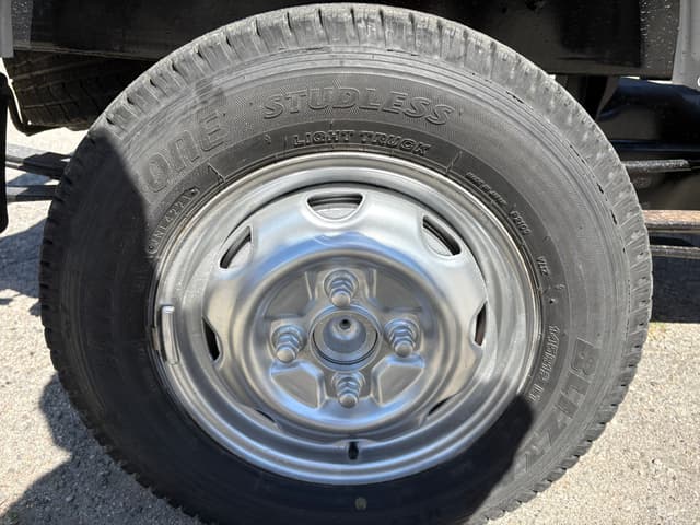 1999 Suzuki Carry JDM car for sale — photo 24 of 25