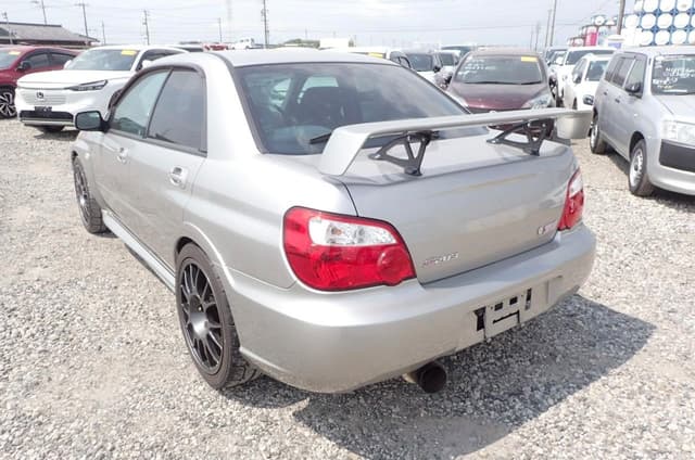 Subaru Impreza JDM car for sale — photo 4 of 15