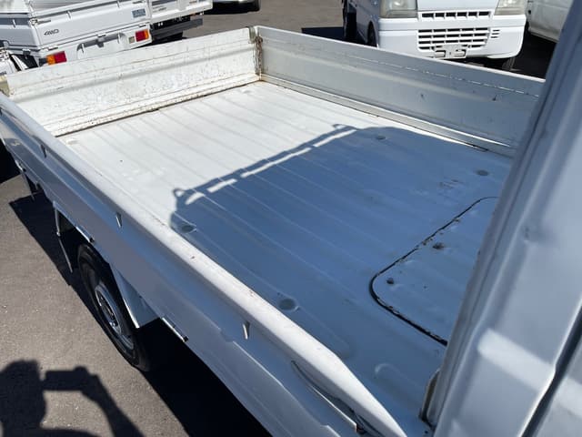 1993 Daihatsu Hijet JDM car for sale — photo 13 of 25