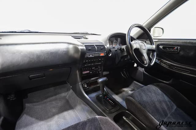 1994 Honda Integra JDM car for sale — photo 9 of 25
