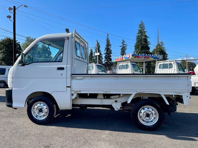 1999 Daihatsu Hijet JDM car for sale — photo 4 of 25