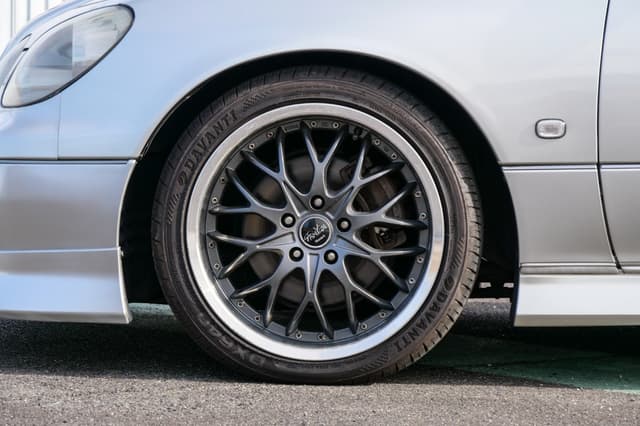 1999 Toyota Aristo JDM car for sale — photo 13 of 25