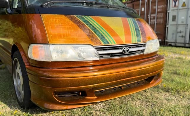 1997 Toyota Estima JDM car for sale — photo 9 of 11
