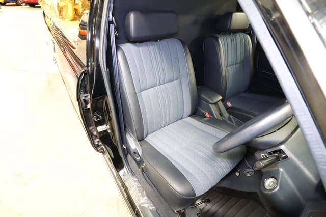 1995 Toyota Crown JDM car for sale — photo 16 of 25