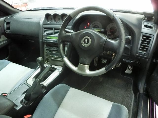 2001 Nissan Skyline JDM car for sale — photo 10 of 25