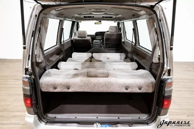 1996 Toyota HiAce JDM car for sale — photo 23 of 25