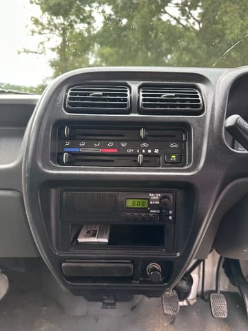 2000 Suzuki Carry JDM car for sale — photo 18 of 22