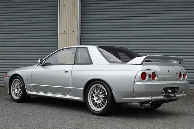 1994 Nissan Skyline JDM car for sale — photo 8 of 25