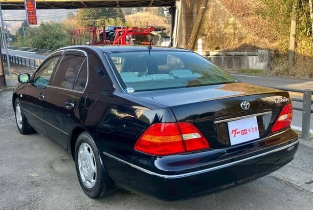 2002 Toyota Celsior JDM car for sale — photo 8 of 20